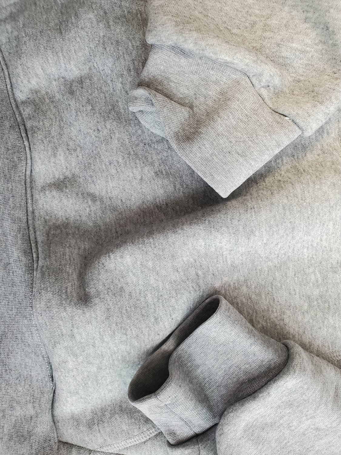 디스커버리 Expedition 하프집업 기모맨투맨 그레이 100

하자오 상품이미지5