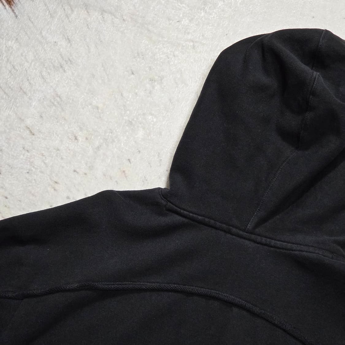 필라 블루 프린팅 블랙 후드티 상품이미지5