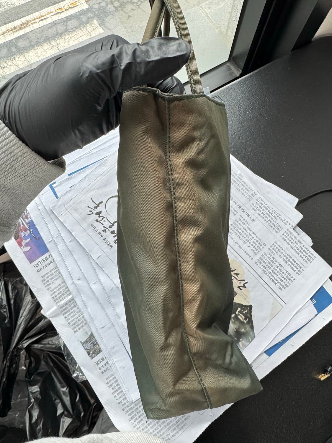 프라다 포코노 숄더백 상품이미지3