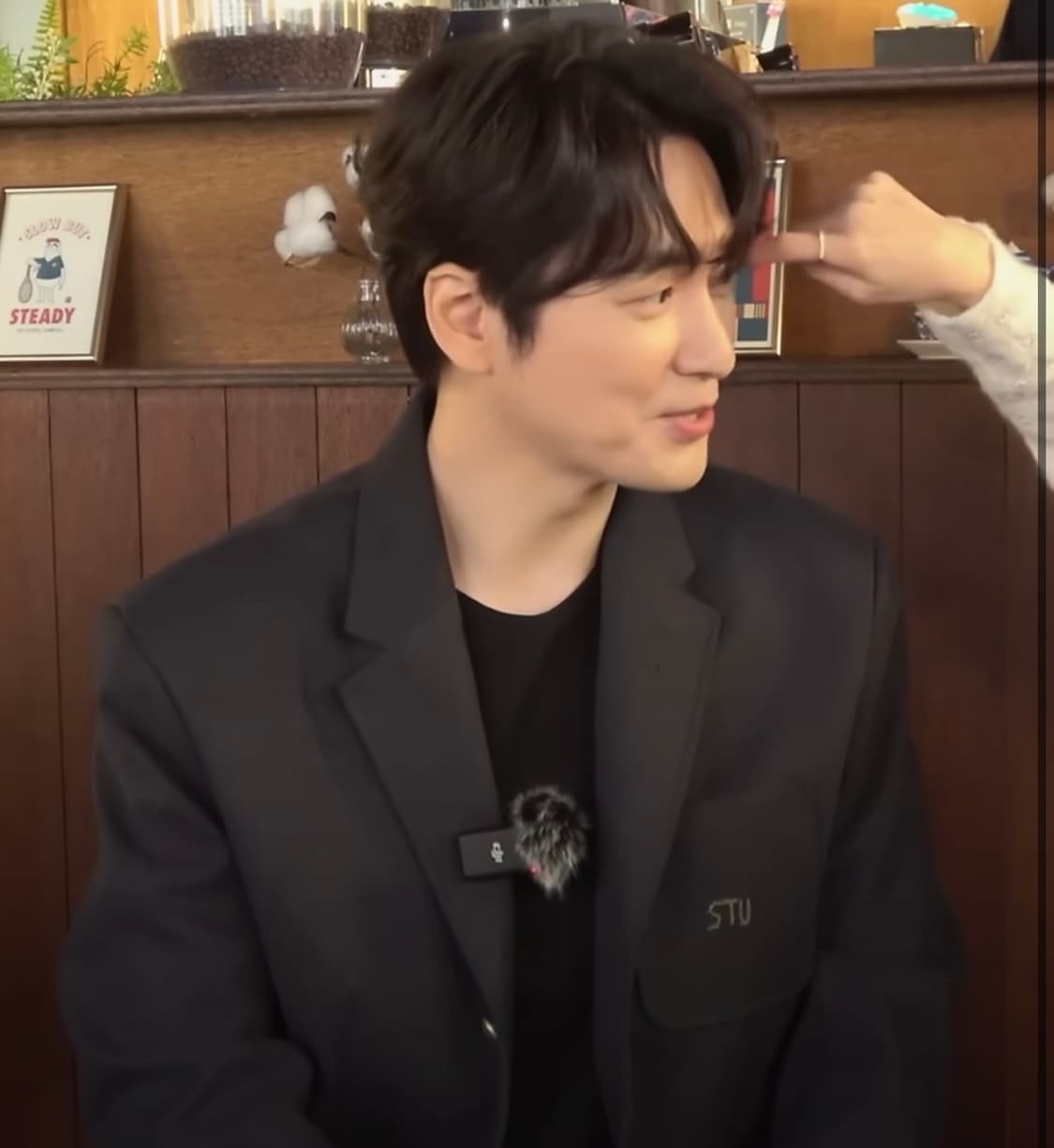 (STU) 3버튼 울 캐시미어 핸드 스티치 블레이저 네이비 상품이미지3