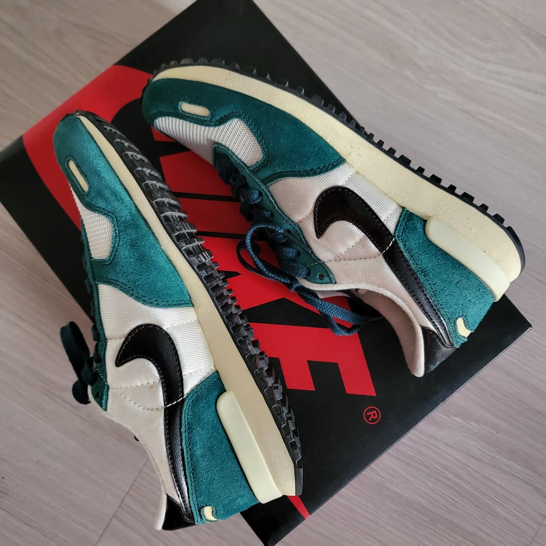 나이키 빈티지 볼텍스(230) 상품이미지3