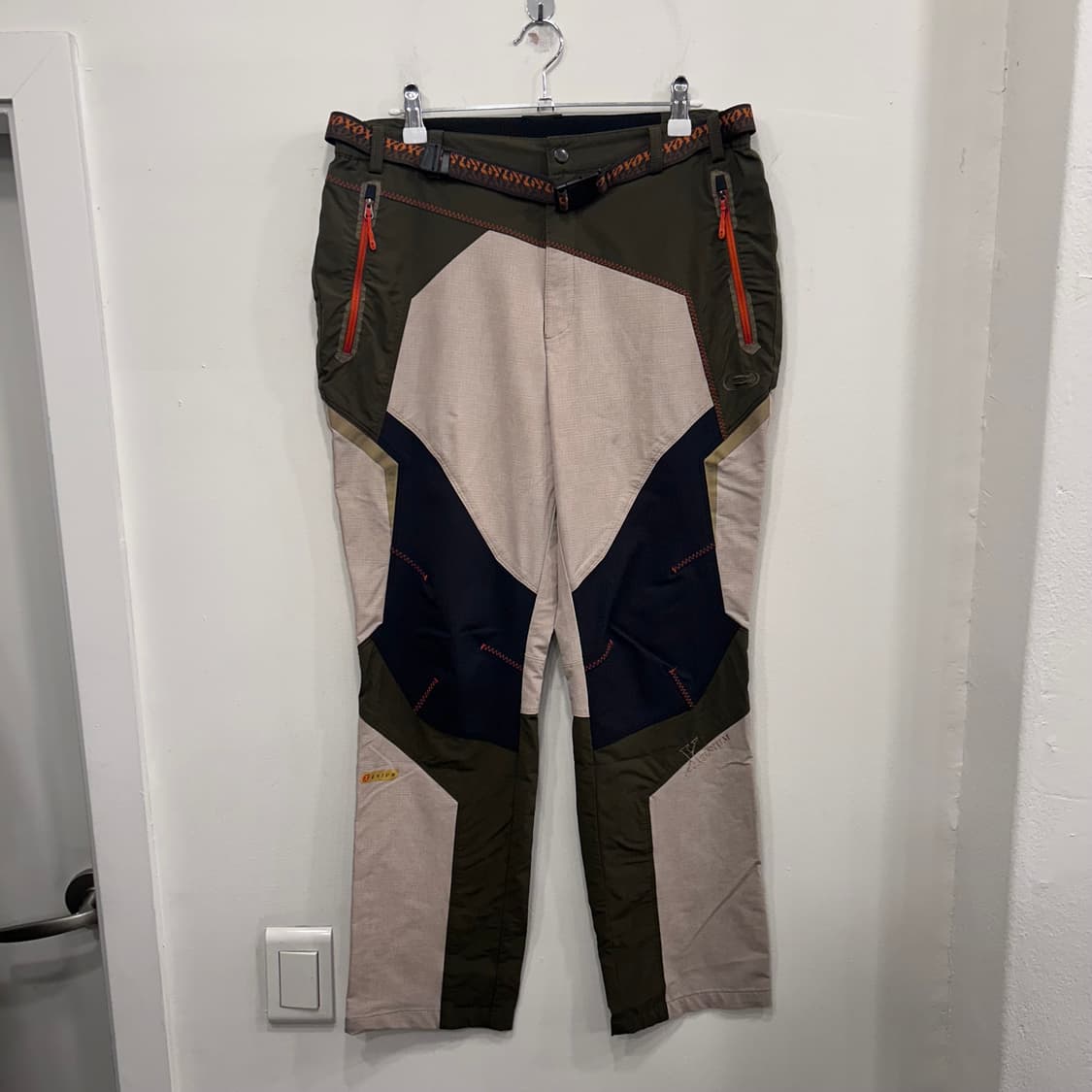 아이더 제니움 아웃도어 클라이밍 스판 팬츠 상품이미지2