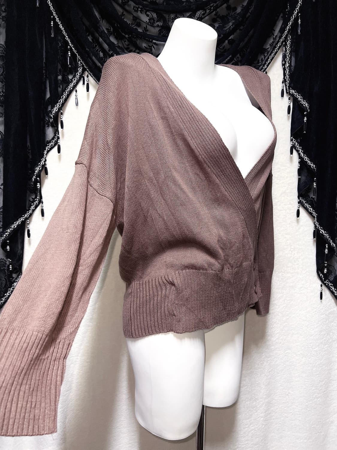 라떼갸루 빈티지 브라운 드레이프 브이넥 니트가디건 하구미 하치 오리엔탈 상품이미지4