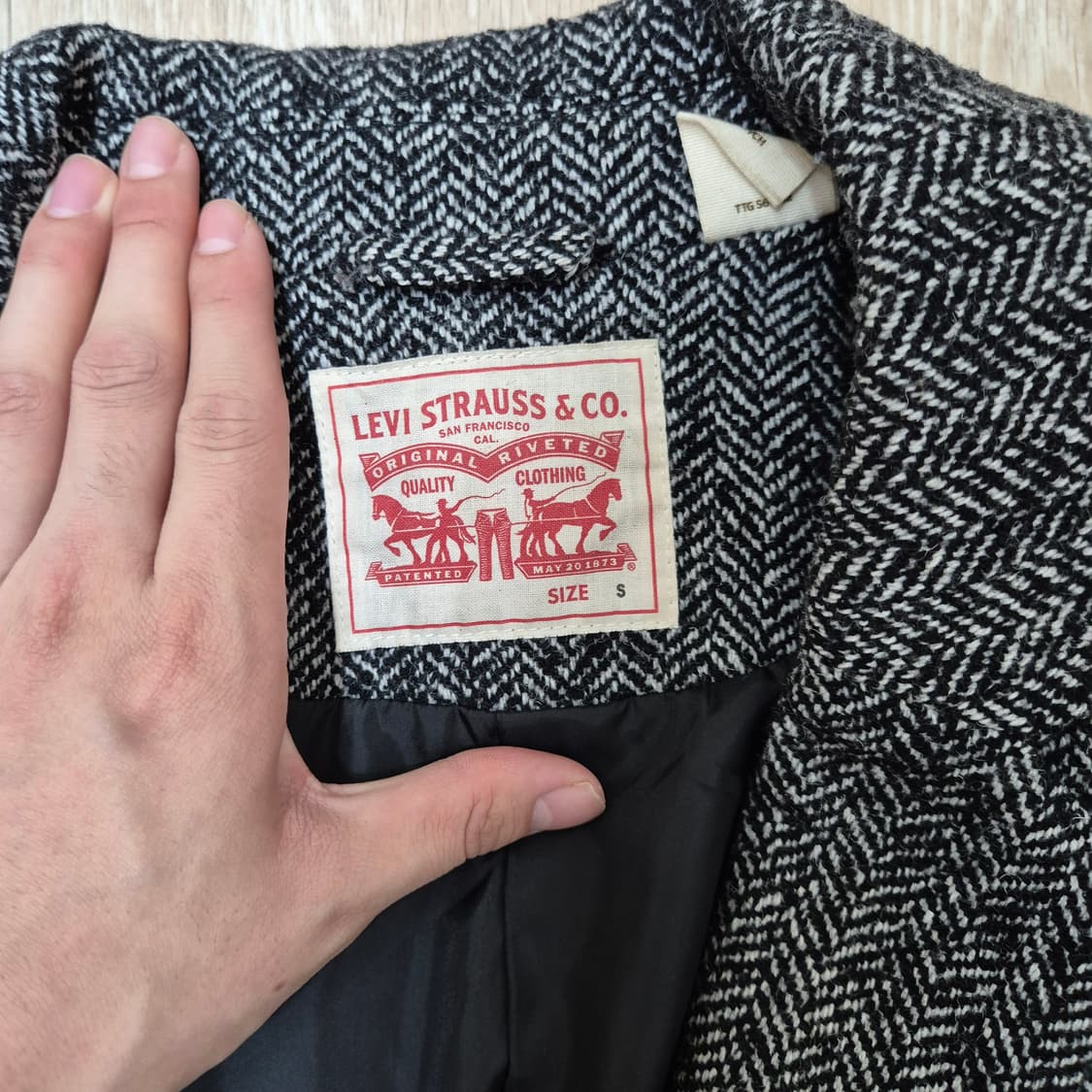 리바이스 스탠다드 모직 싱글 코트 상품이미지4