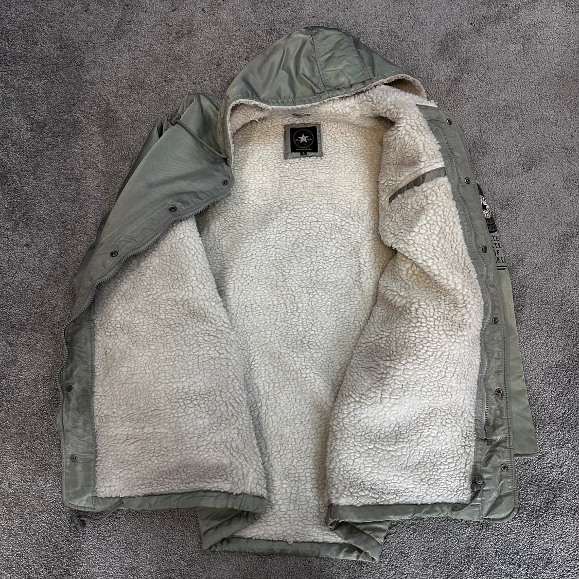 컨버스 올드스쿨 백로고 벤치파카(돕바)L 상품이미지9