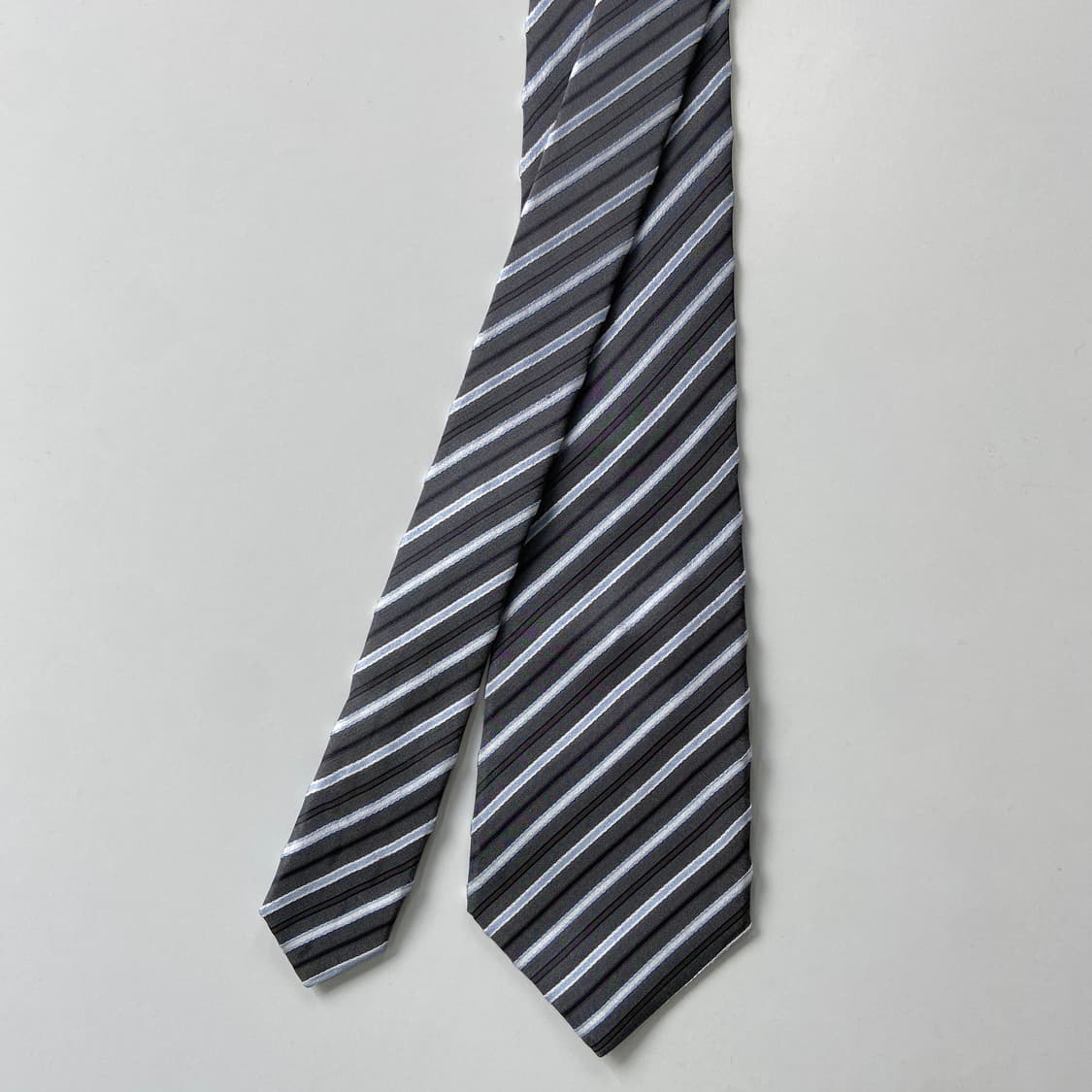 펜디(FENDI) 신형라벨 명품 정품 넥타이 상품이미지1