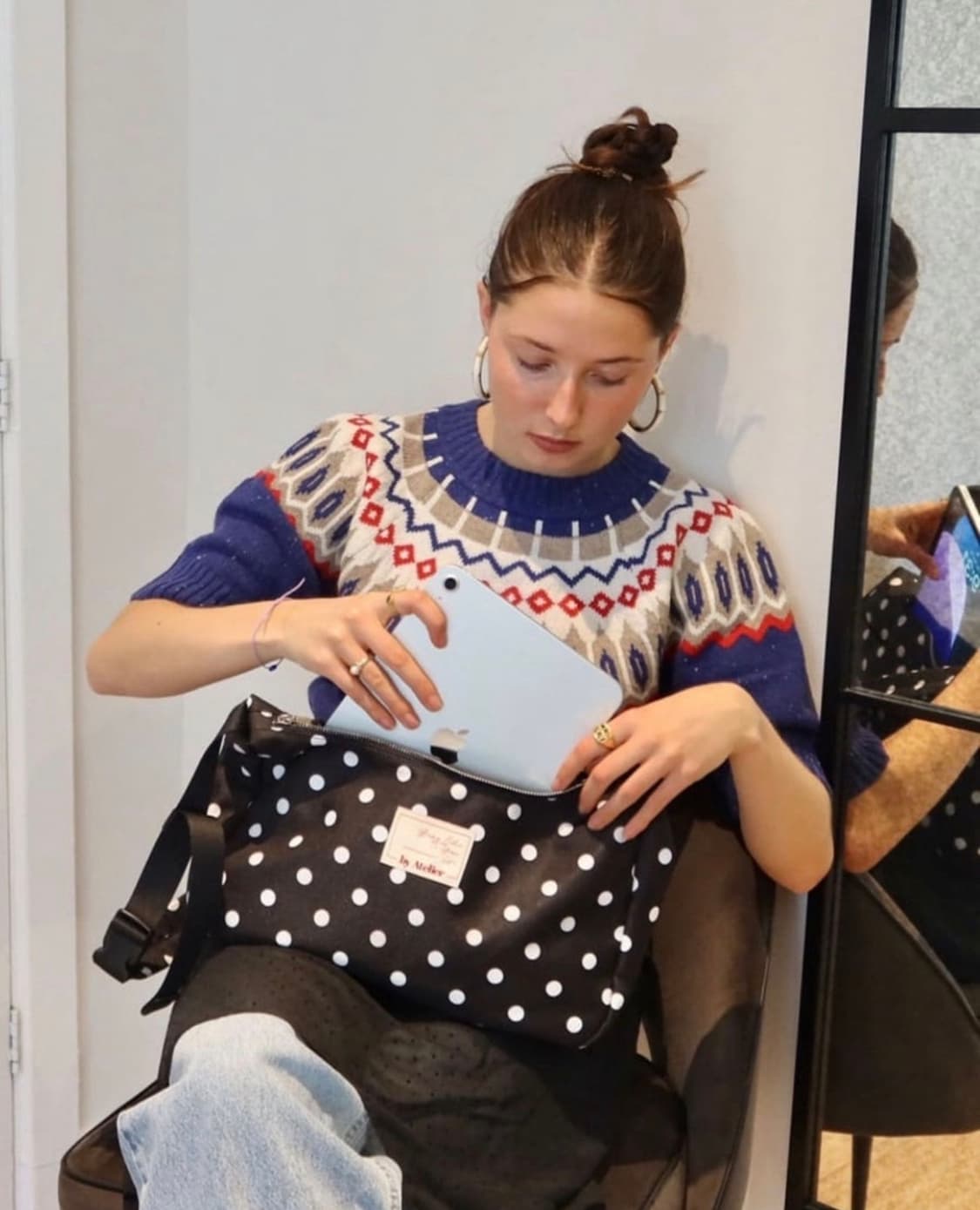 바이아틀리에 도트 크로스백 상품이미지1