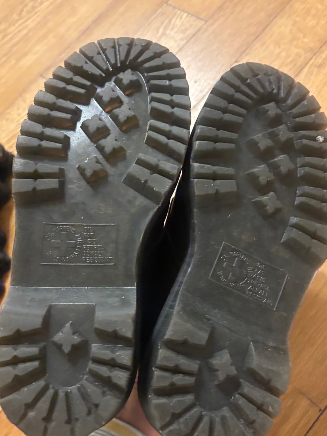 닥터마틴 쿼드 1461 블랙 230 상품이미지7