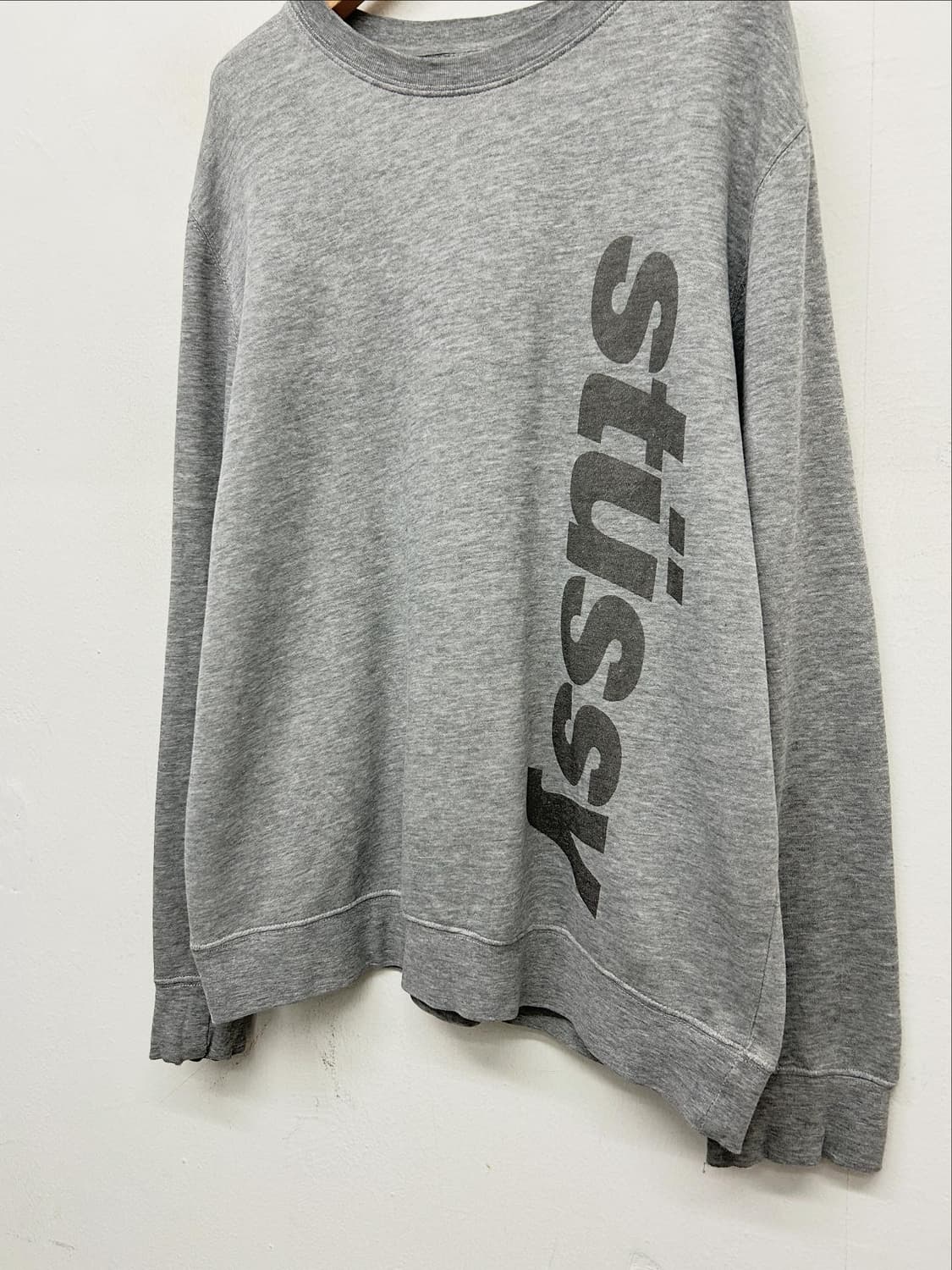 스투시 Stussy 그레이 맨투맨 티셔츠(made in usa) 상품이미지2
