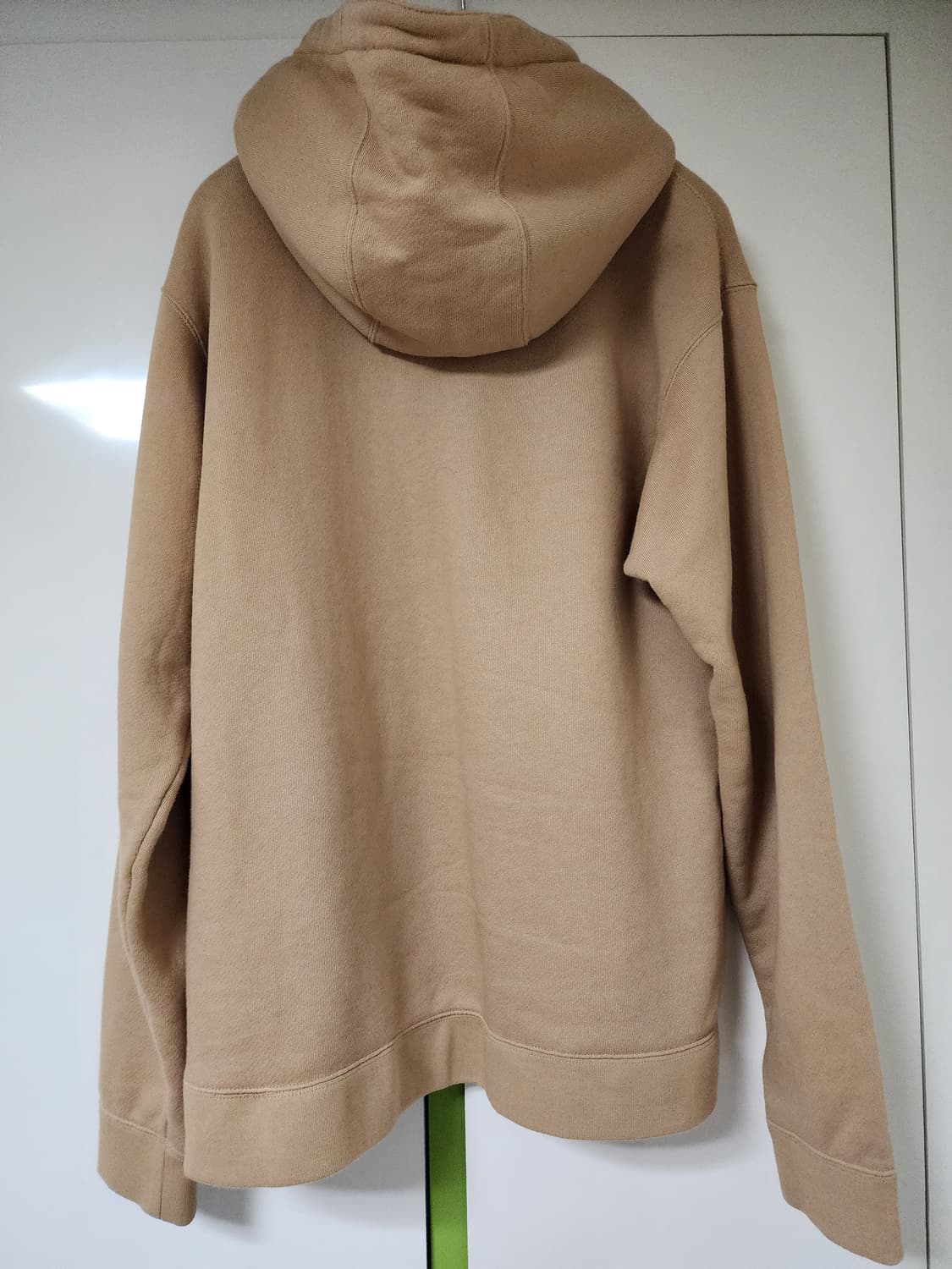 구찌 인터로킹 G 패치 후드티 베이지 XXL 105-110사이즈 상품이미지2