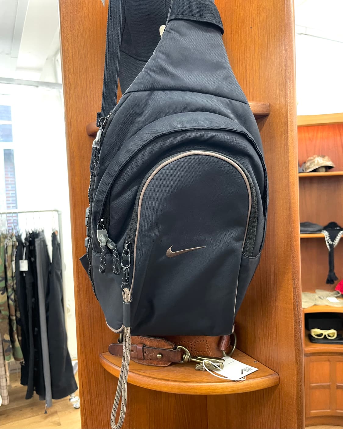 00s nike 슬링백 상품이미지4