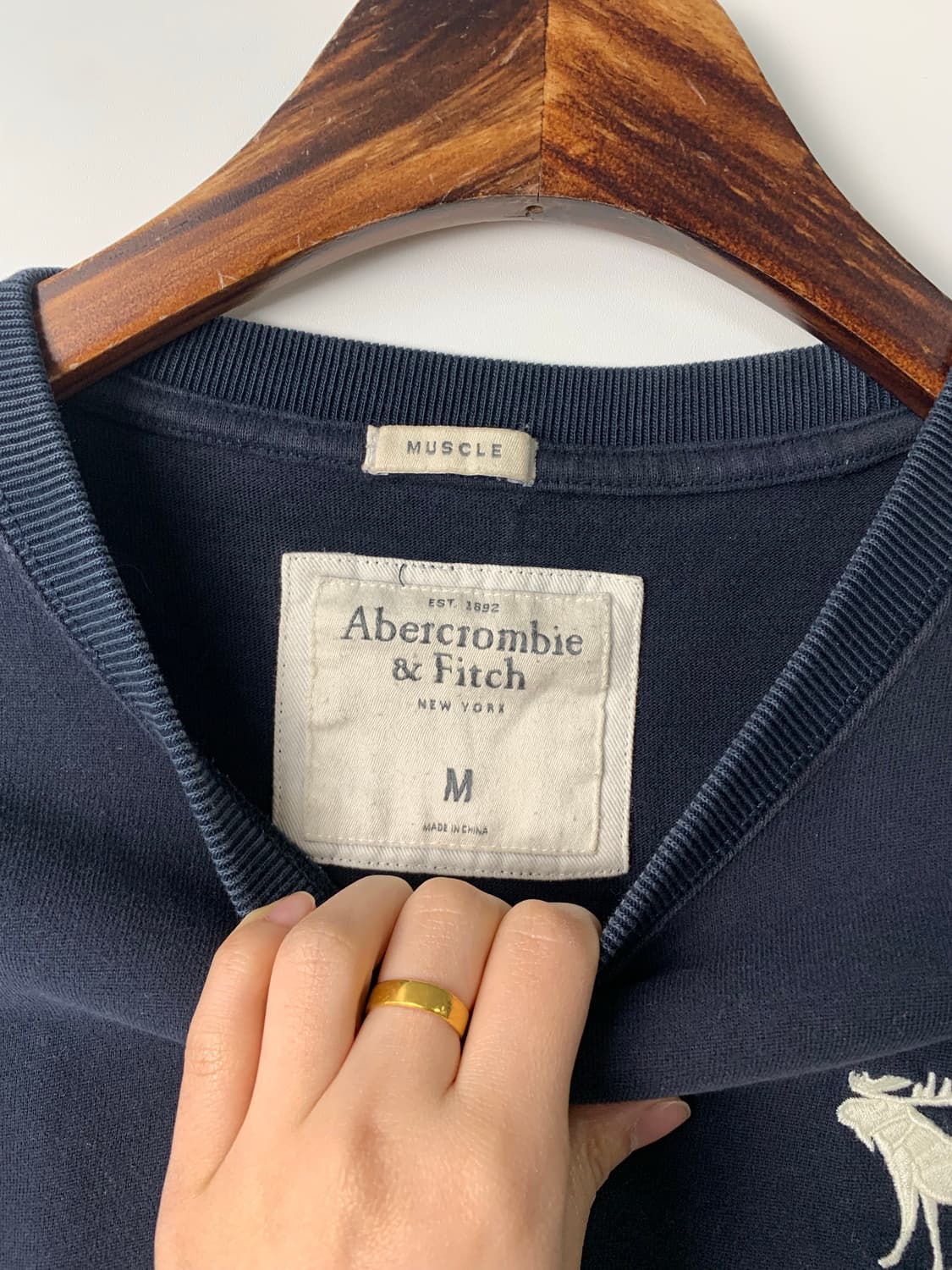 아베크롬비 y2k 와투케 네이비 긴팔티 롱슬리브 상품이미지6