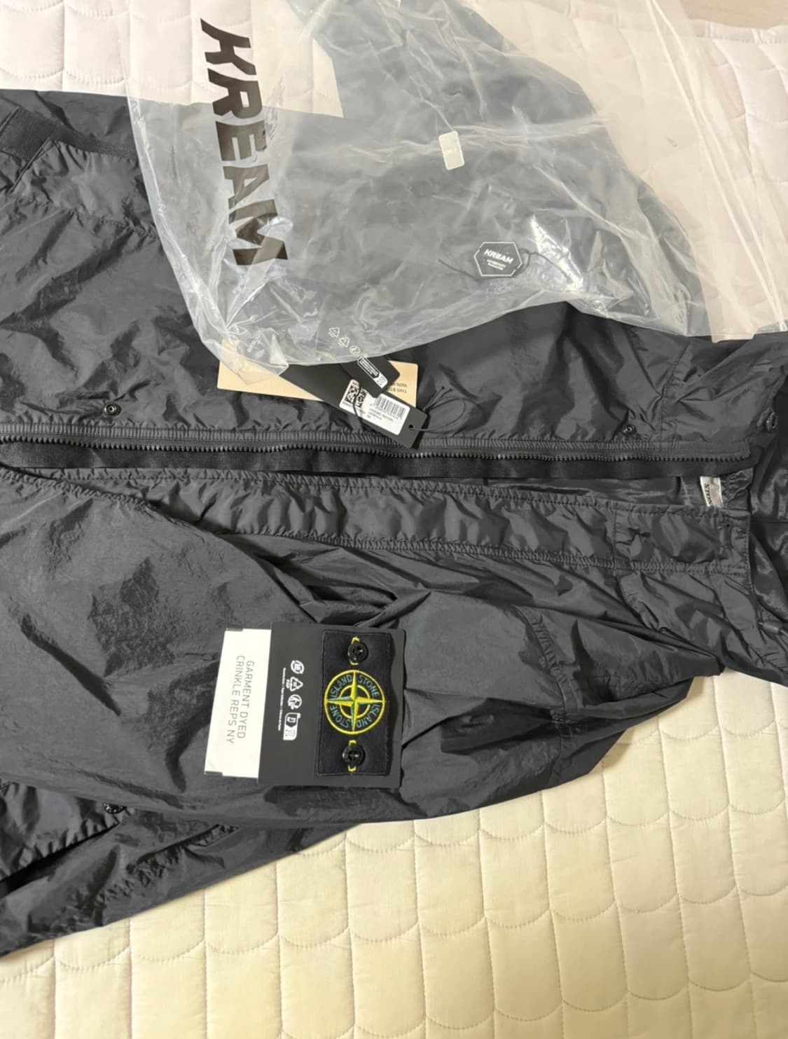 스톤아일랜드 25SS 크링클랩스 바람막이 L 상품이미지2