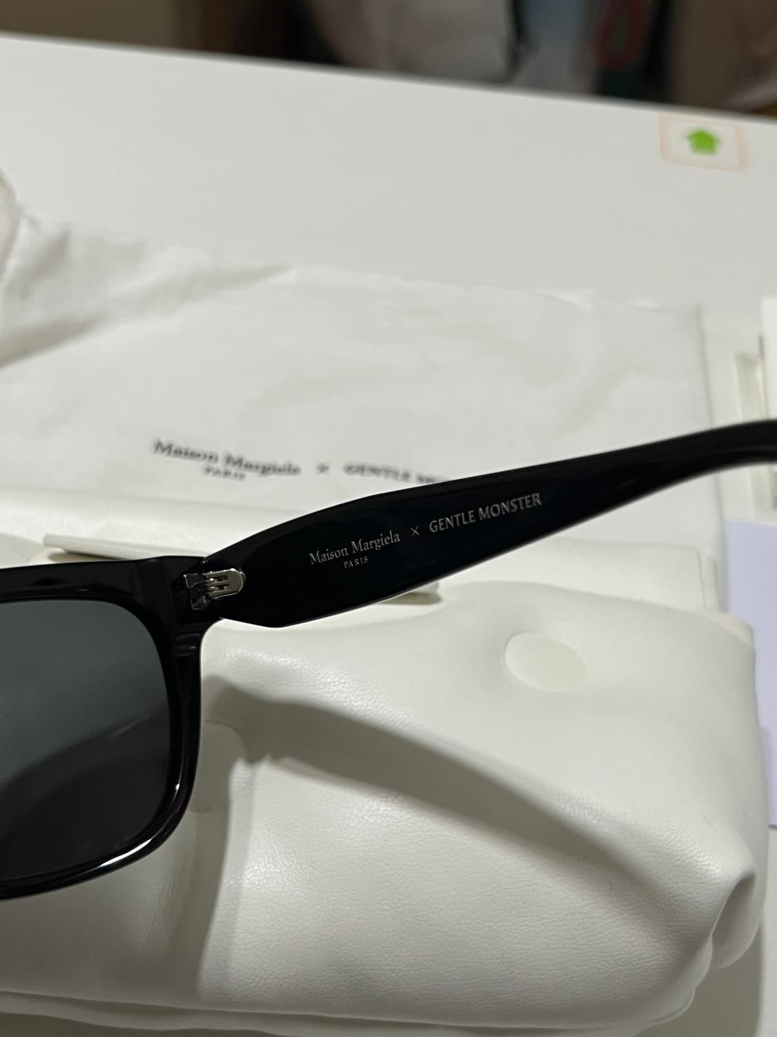 젠틀 몬스터 x 마르지엘라 MM110 블랙 상품이미지6