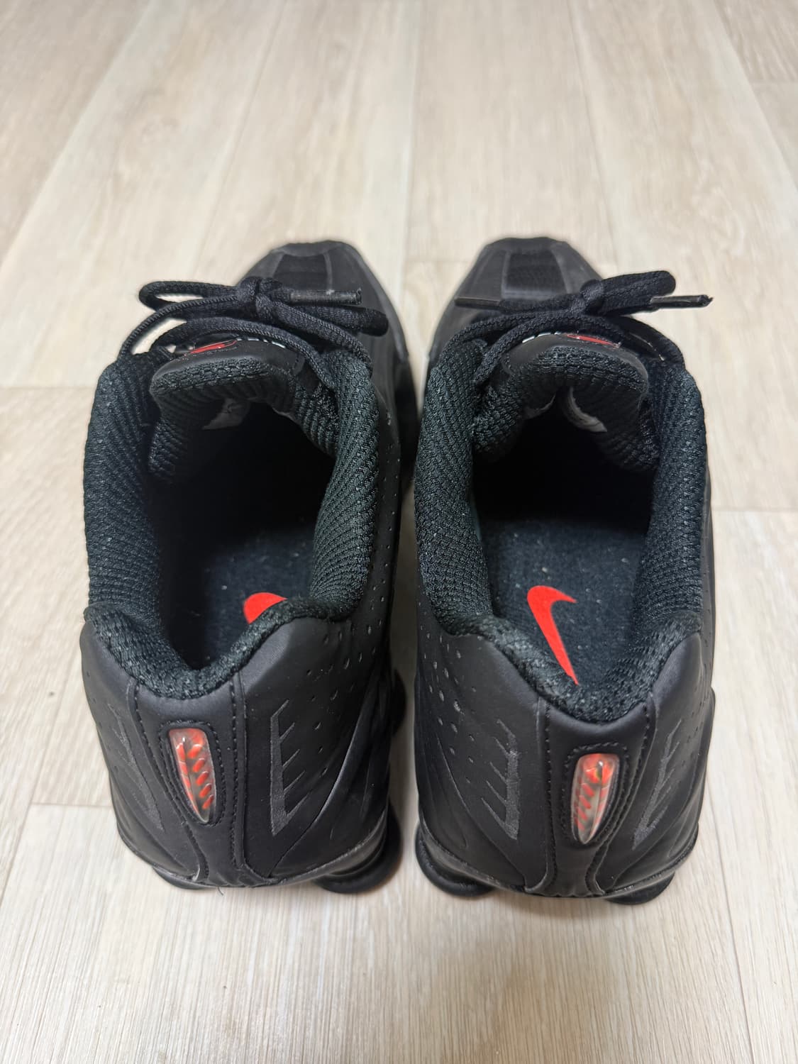 (W) 나이키 샥스 R4 블랙 245 상품이미지10