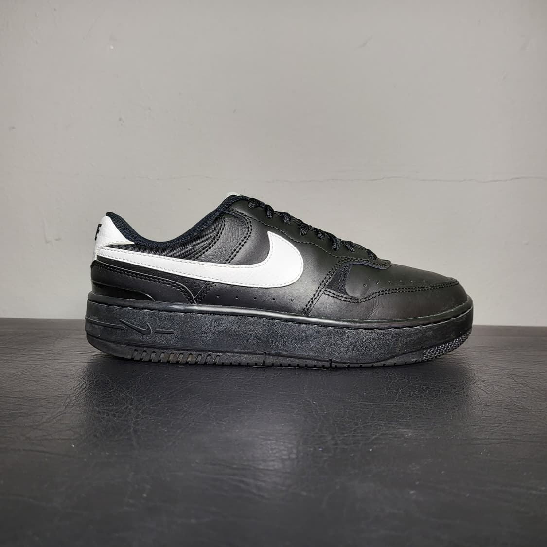 나이키 운동화 260m (우먼스) (정사이즈보다 작음) 상품이미지1