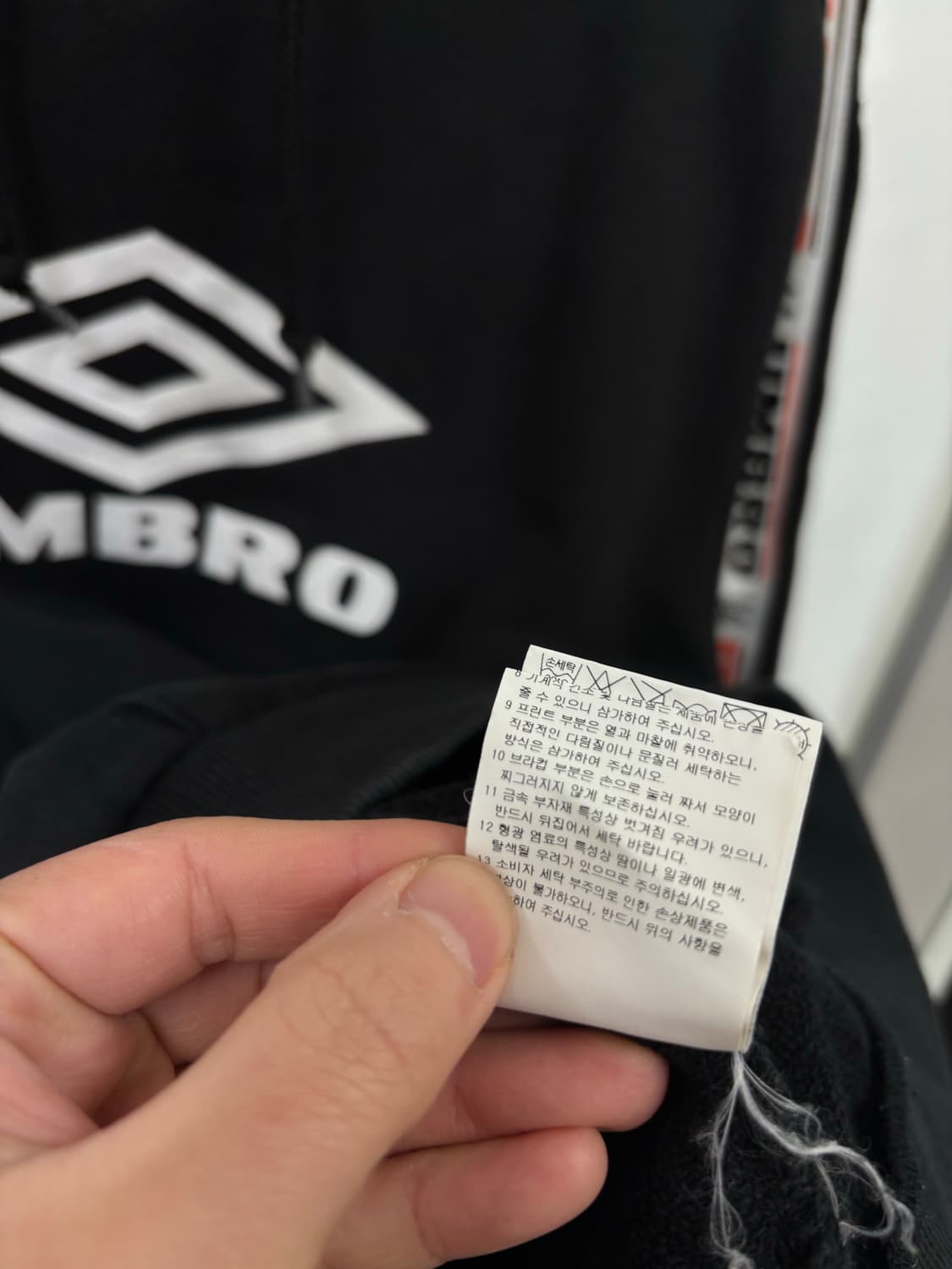 엄브로 후드티 상품이미지6