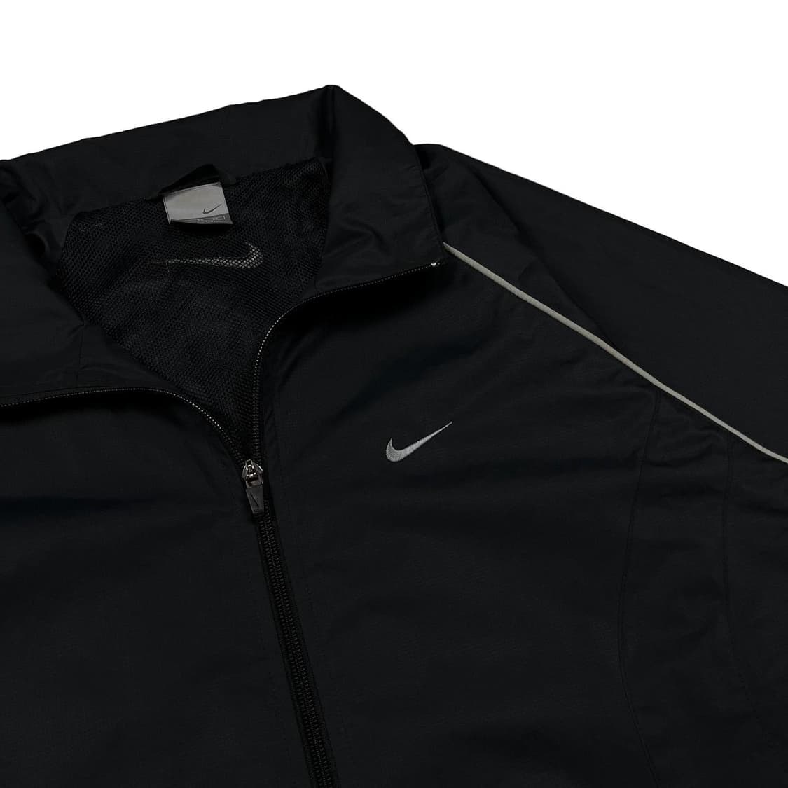 나이키 올드스쿨 더블 스우시로고 바람막이 상품이미지2