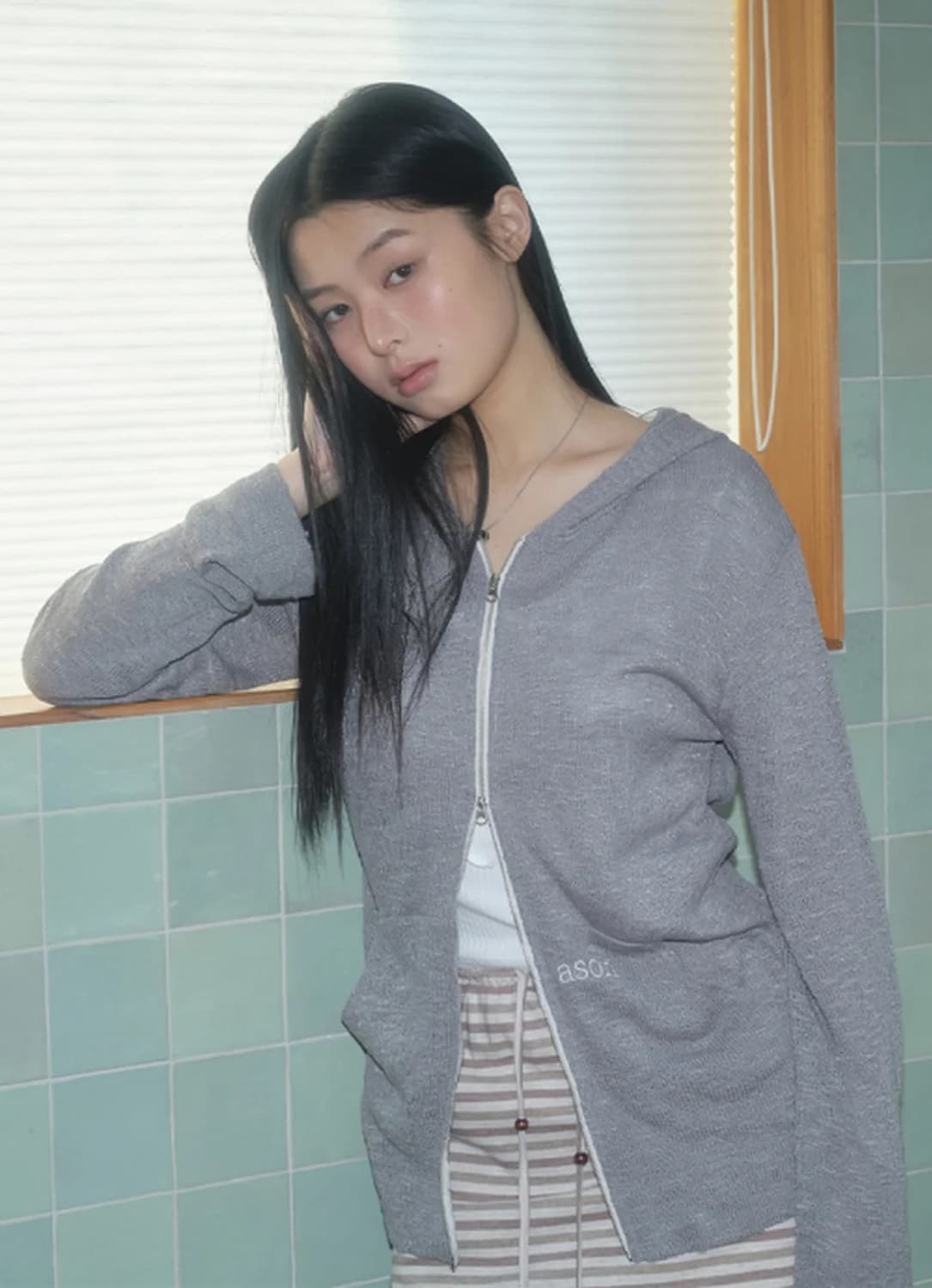 애즈온 KUMA HOOD ZIP-UP 쿠마 후드집업 상품이미지1