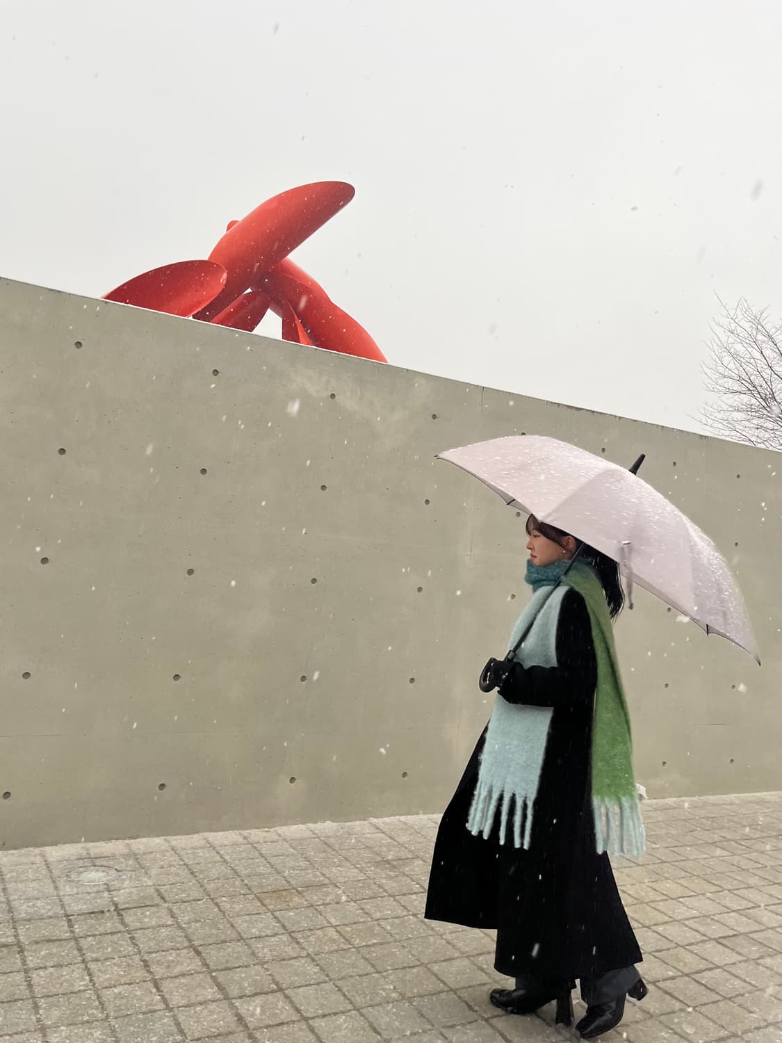 코스 모헤어 머플러(착샷) 상품이미지1