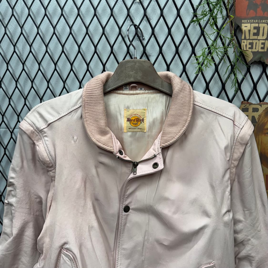90s 하드락 카페 레더 바시티 자켓 후면 빅로고 포인트 핑크 상품이미지3