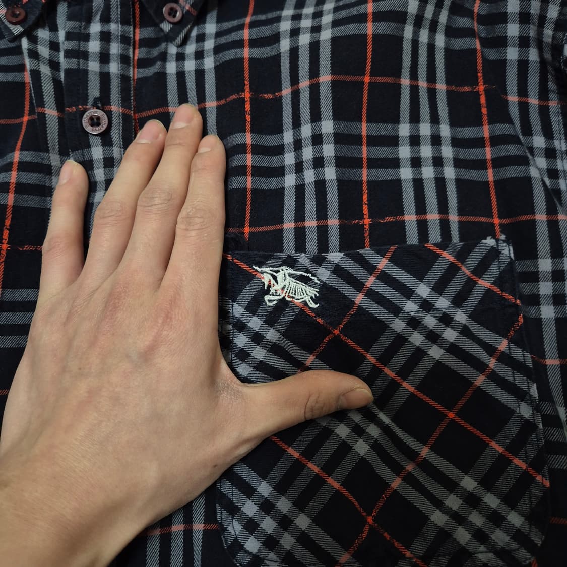 버버리 기마로고 긴팔 체크셔츠 M(95) 상품이미지4