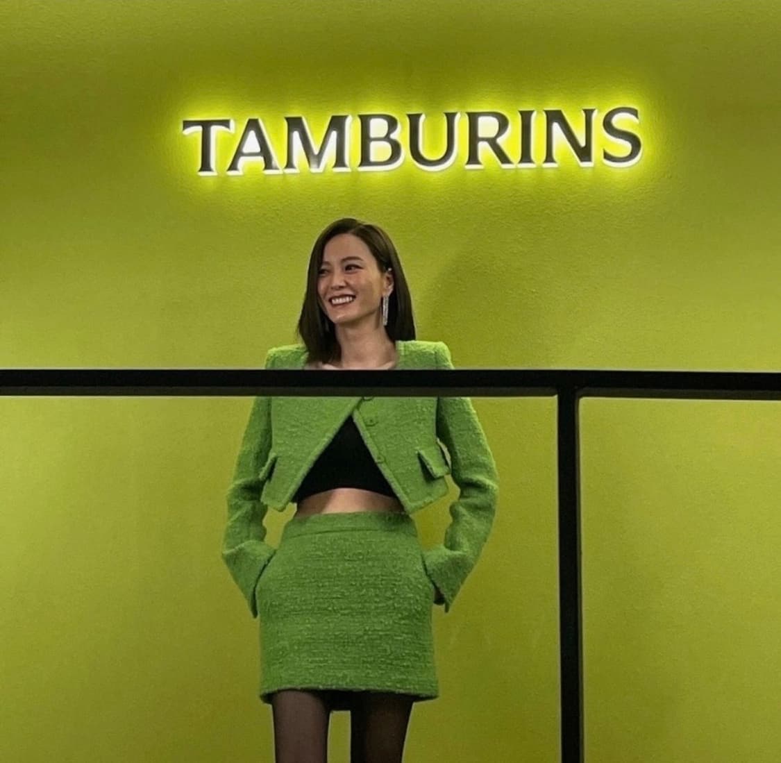 택O) [s] 렉토 홀리데이 부클 커브드 넥 크롭 자켓 상품이미지4