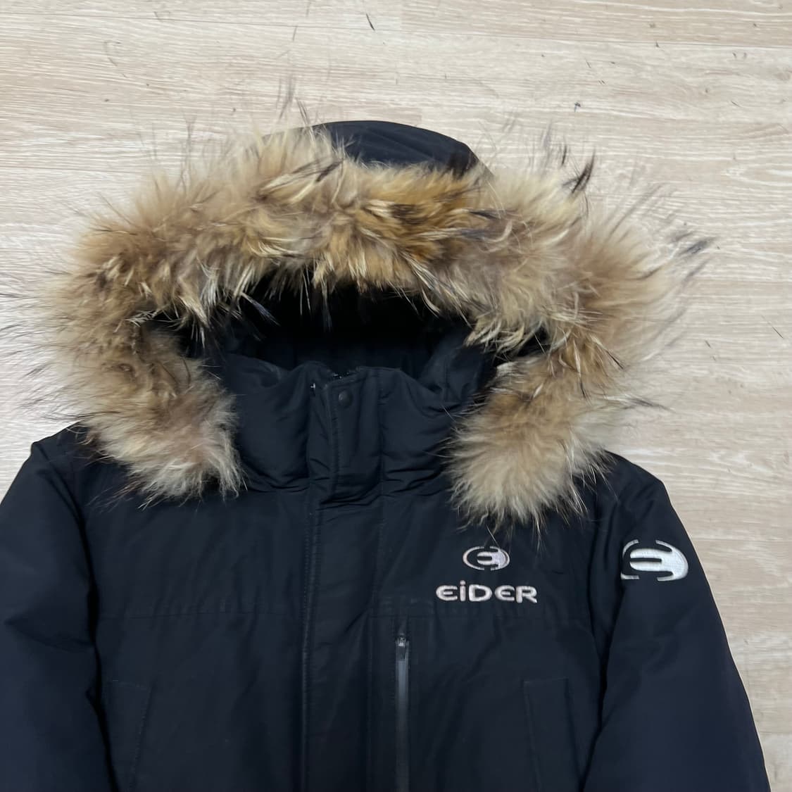 아이더 옴니히트 덕다운 퍼후드 카라스 패딩 점퍼 [블랙] L/100 상품이미지2