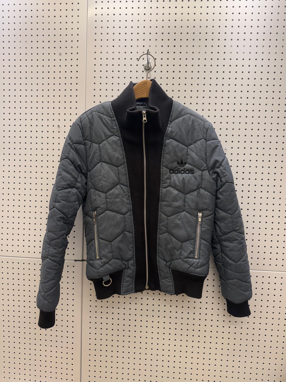 아디다스 퀼팅 패디드 봄버 자켓 U196 상품이미지2