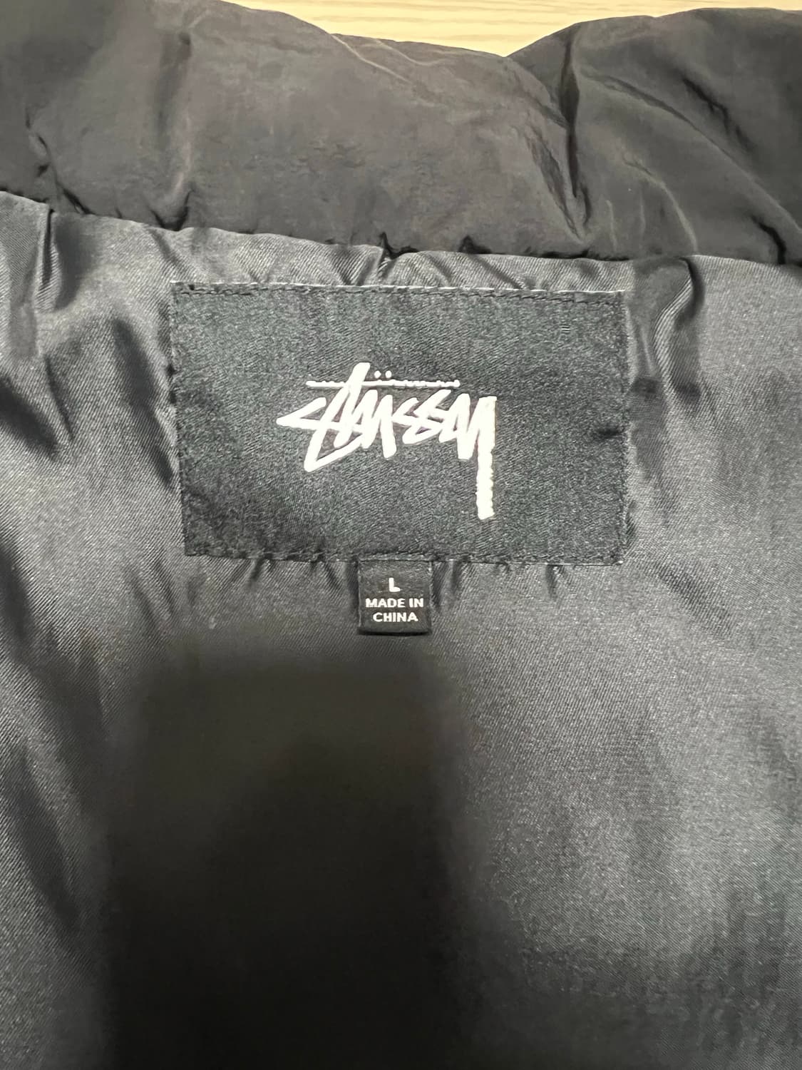 스투시 스몰로고 패딩 L사이즈 상품이미지5