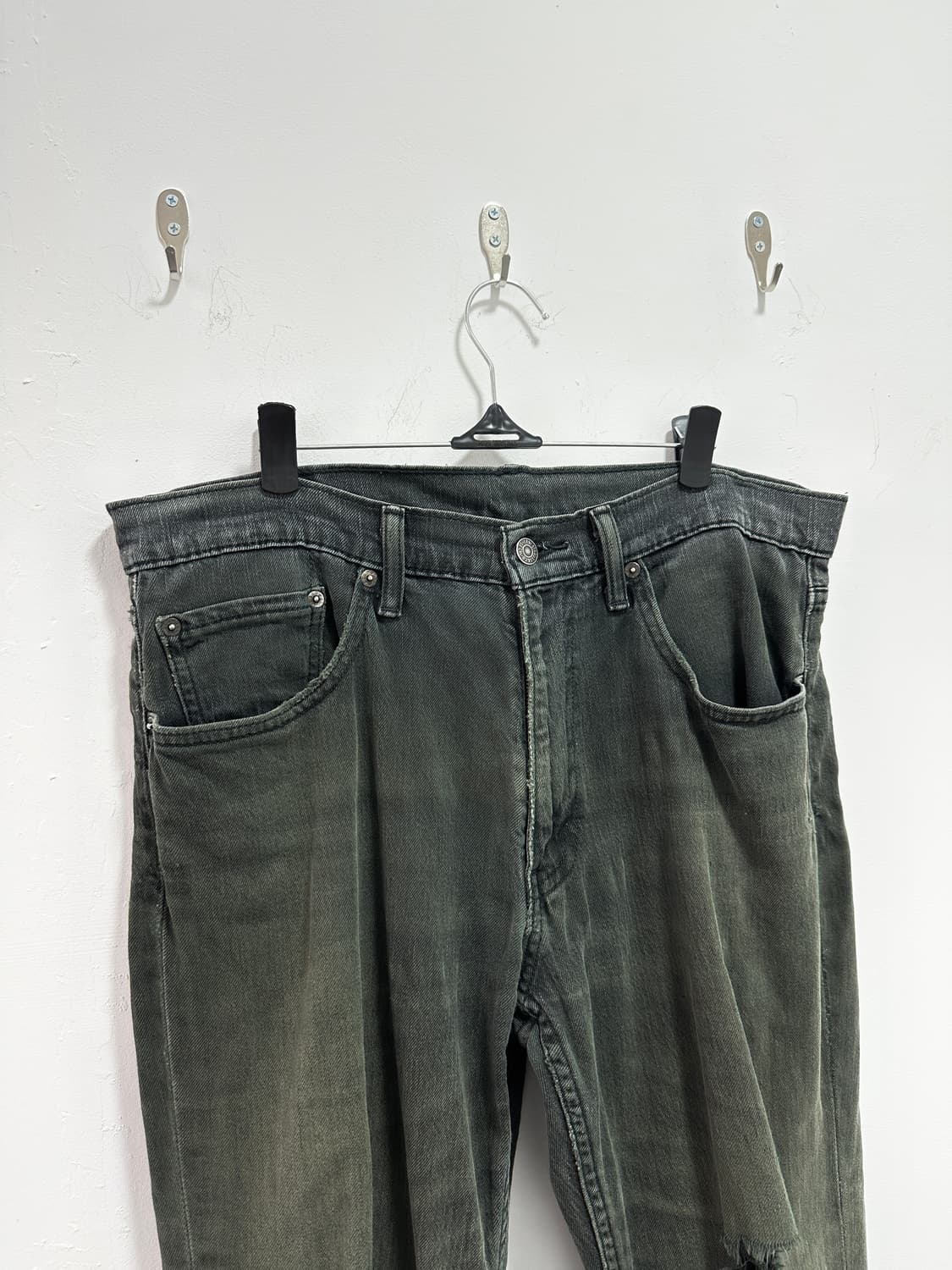 Levi’s vintage destroyed patch denim pan 상품이미지5
