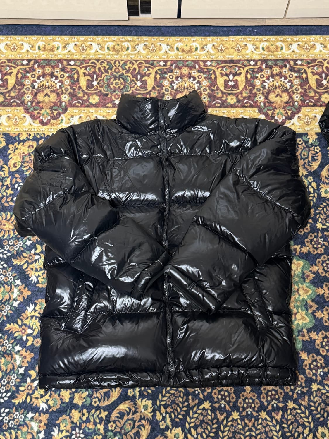 무신사 스탠다드 패딩 점퍼 글로시 블랙 상품이미지1