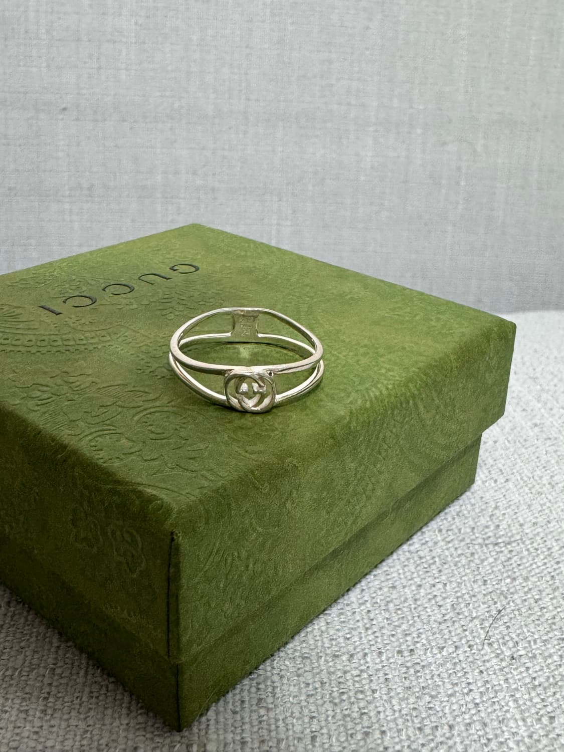 구찌 인터로킹 G 실버 반지 24호 상품이미지5