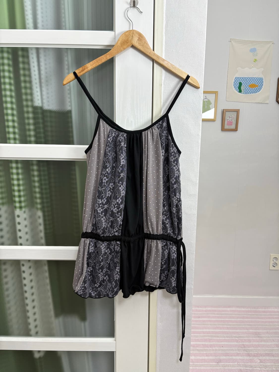 도트 레이스 슬리브리스 상품이미지1