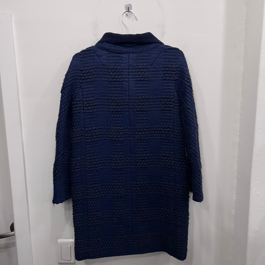 구호 울 네이비 텍스처 하이넥카라 롱코트 상품이미지5