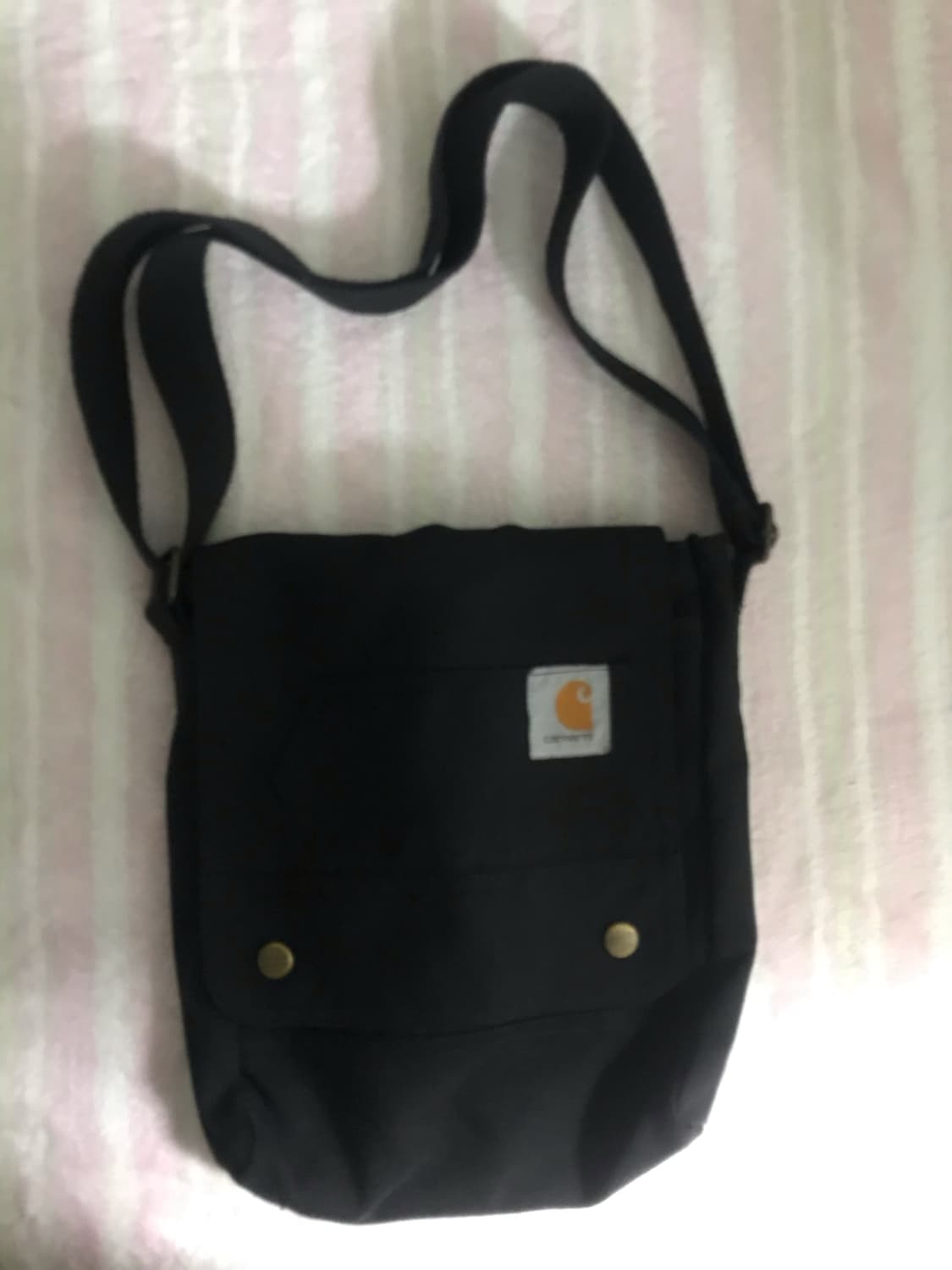 칼하트 크로스바디 스냅 백 블랙 상품이미지1