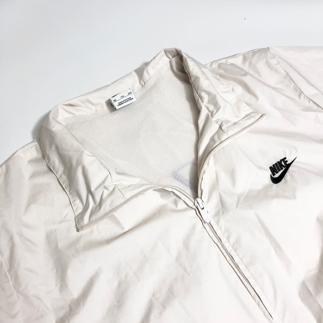 나이키 백 스우시 바람막이 2XL 상품이미지3