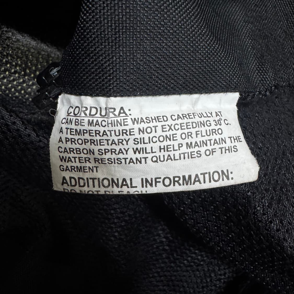 컨쿼 코듀라 바이커 자켓 상품이미지9