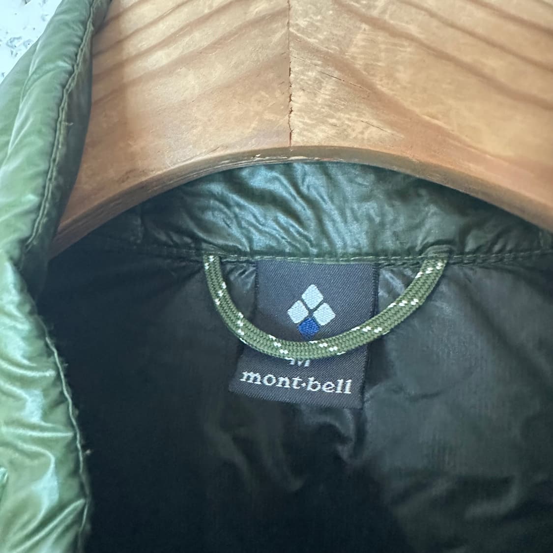 M 몽벨 슈페리어 다운 패딩 상품이미지3