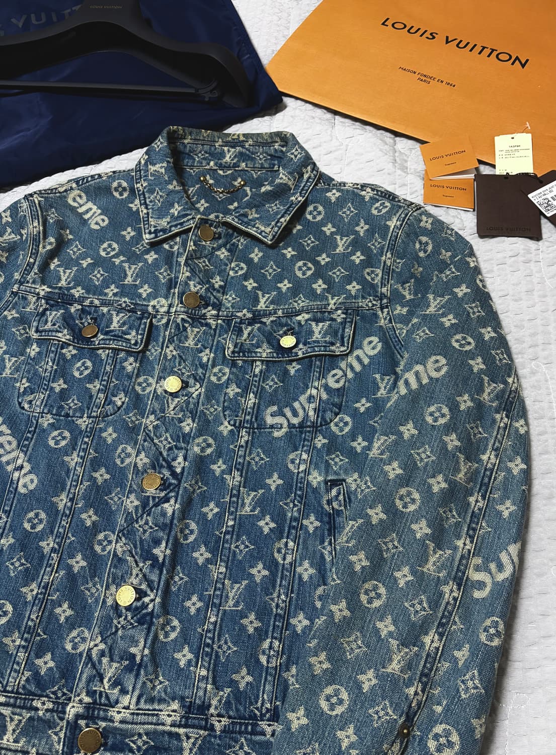 루이비통 X 슈프림 데님자켓 상품이미지1