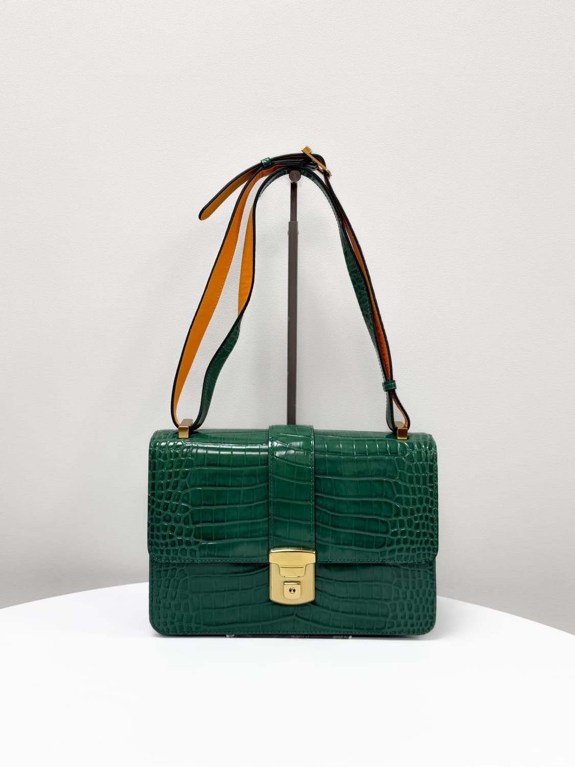 르슈아 드 주이 크로커다일 패턴 레더 숄더백 상품이미지1