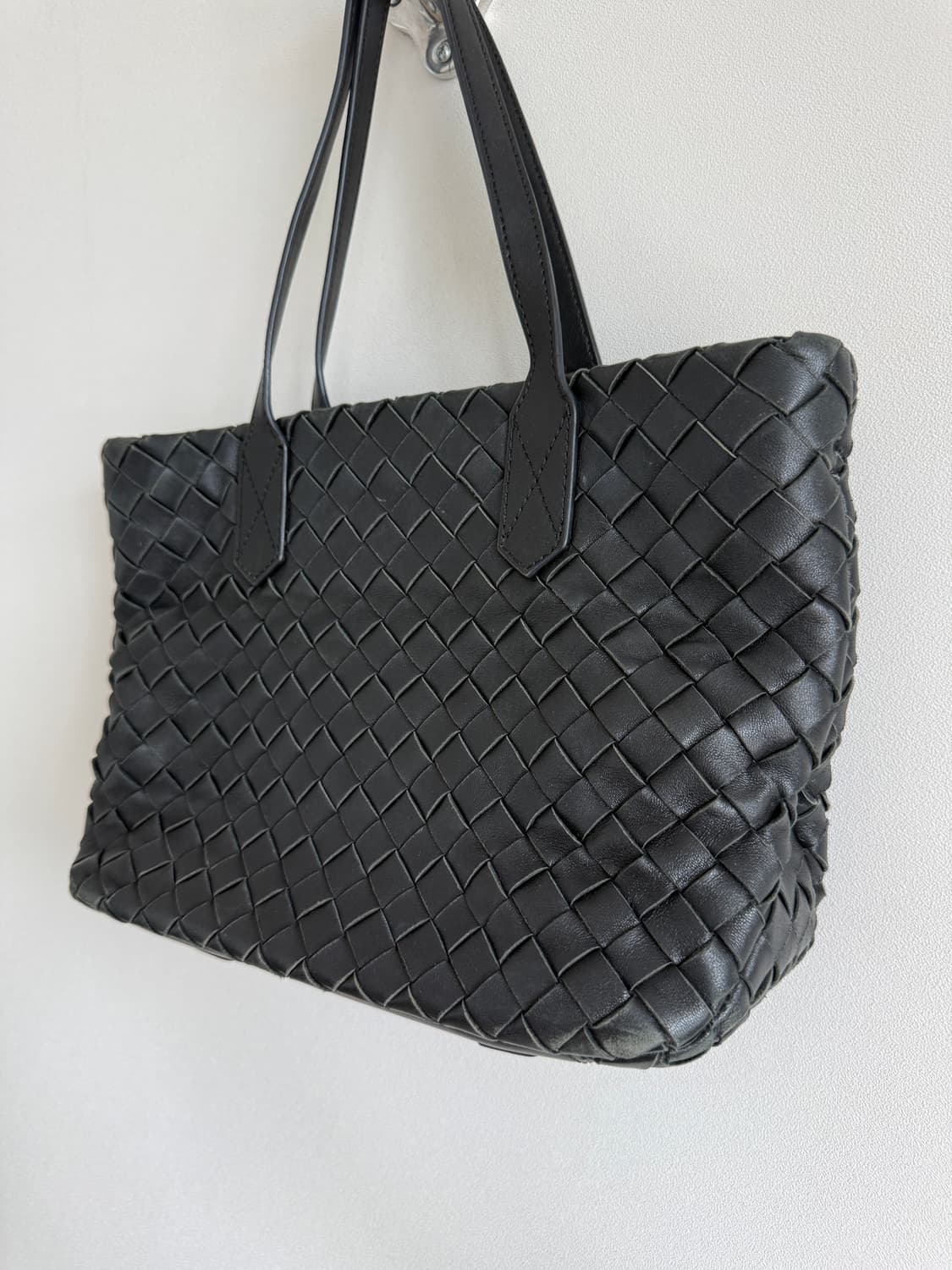 앤 클라인(ANNE KLEIN) 레더 위밍 토트백 상품이미지4