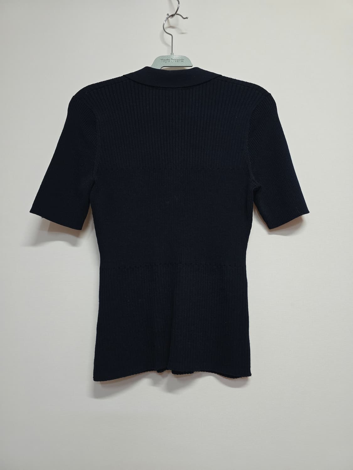 띠어리  반팔 카라 니트m 상품이미지5