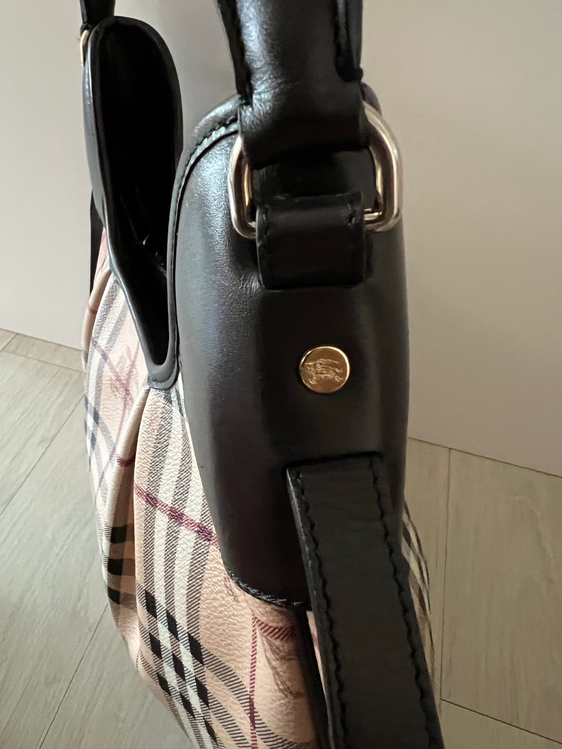 버버리헤이마켓 체크 브루클린 호보백 상품이미지2