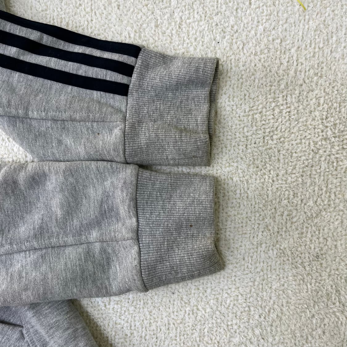 90 아디다스 에센셜 후드 집업 0316M 상품이미지6