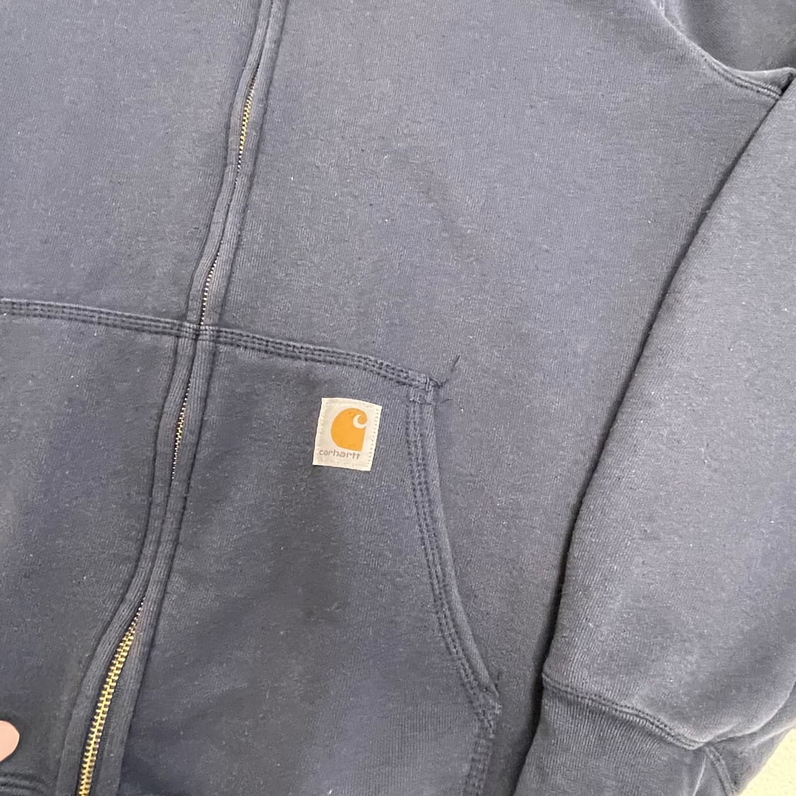 Carhartt navy hood zip-up 상품이미지5