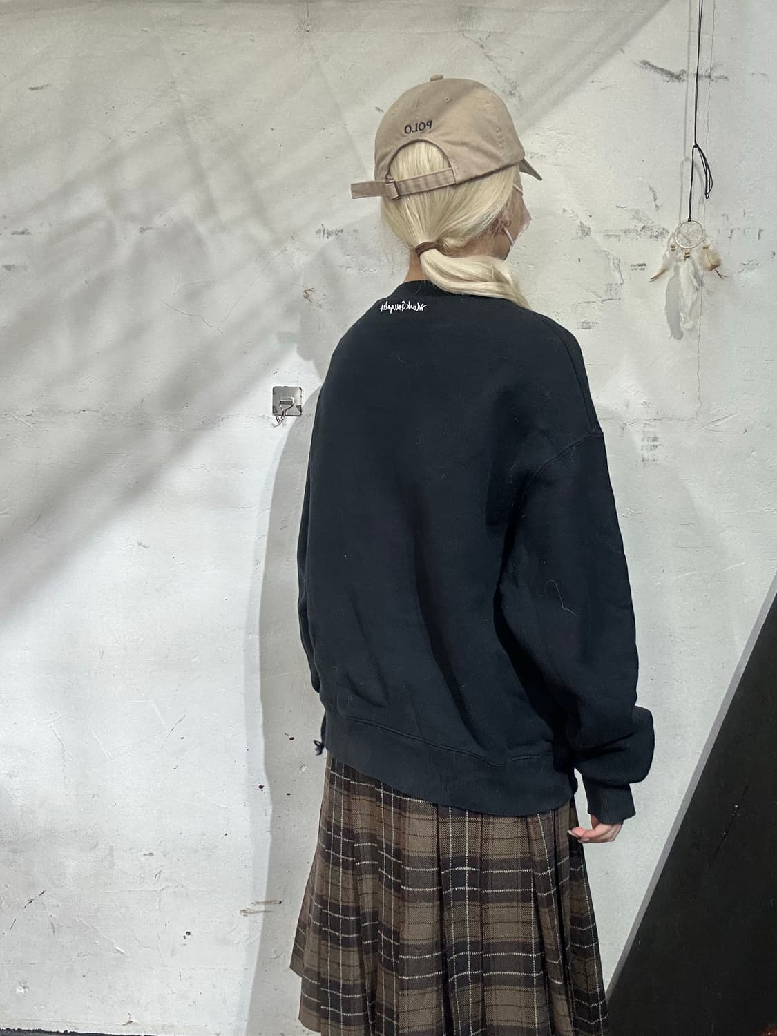 커버낫 블랙 화이트 빅 로고 맨투맨 S 상품이미지3