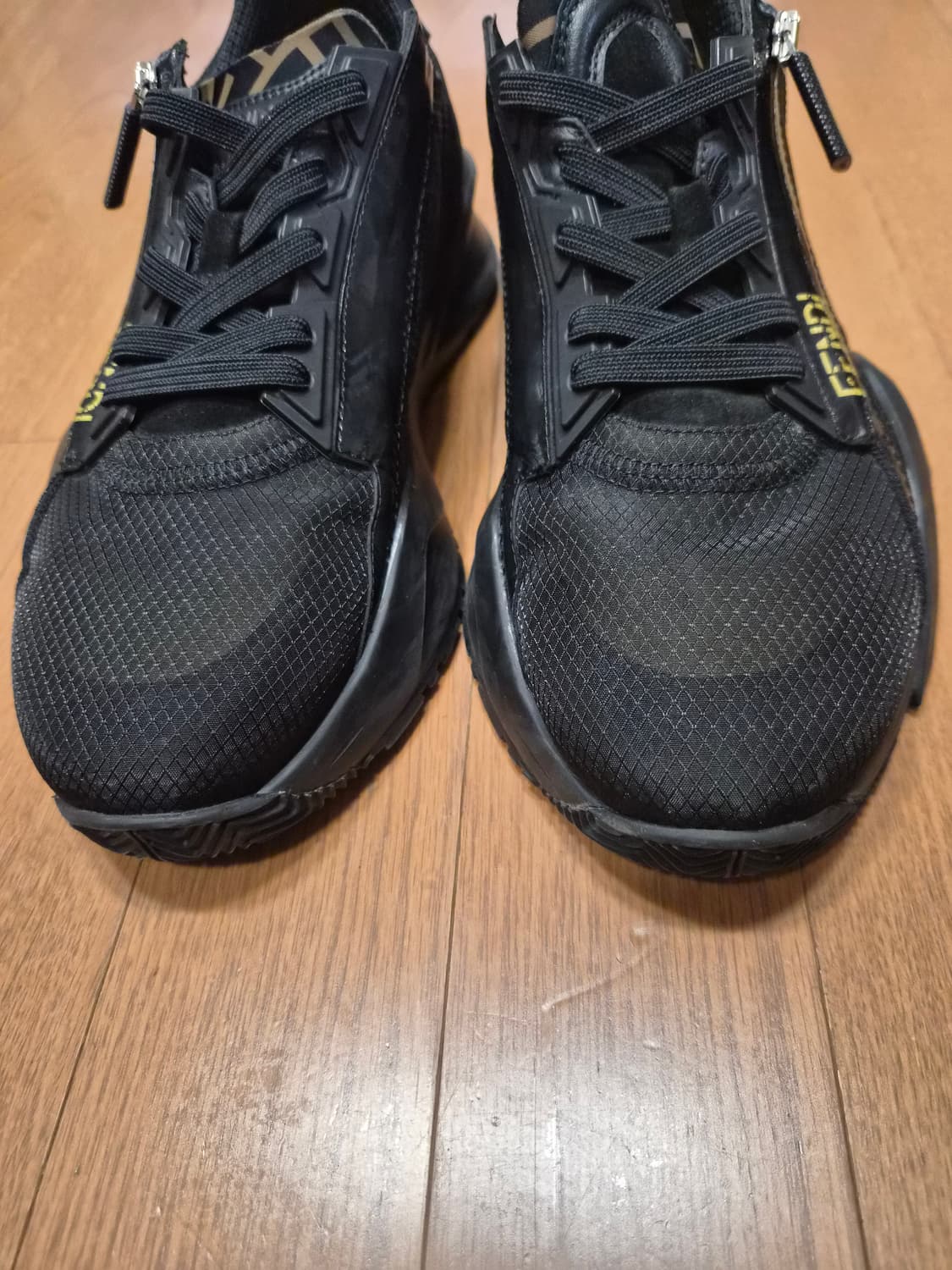 (정품) 펜디 플로우 스니커즈 260 (명품 남자 신발 운동화) 상품이미지4