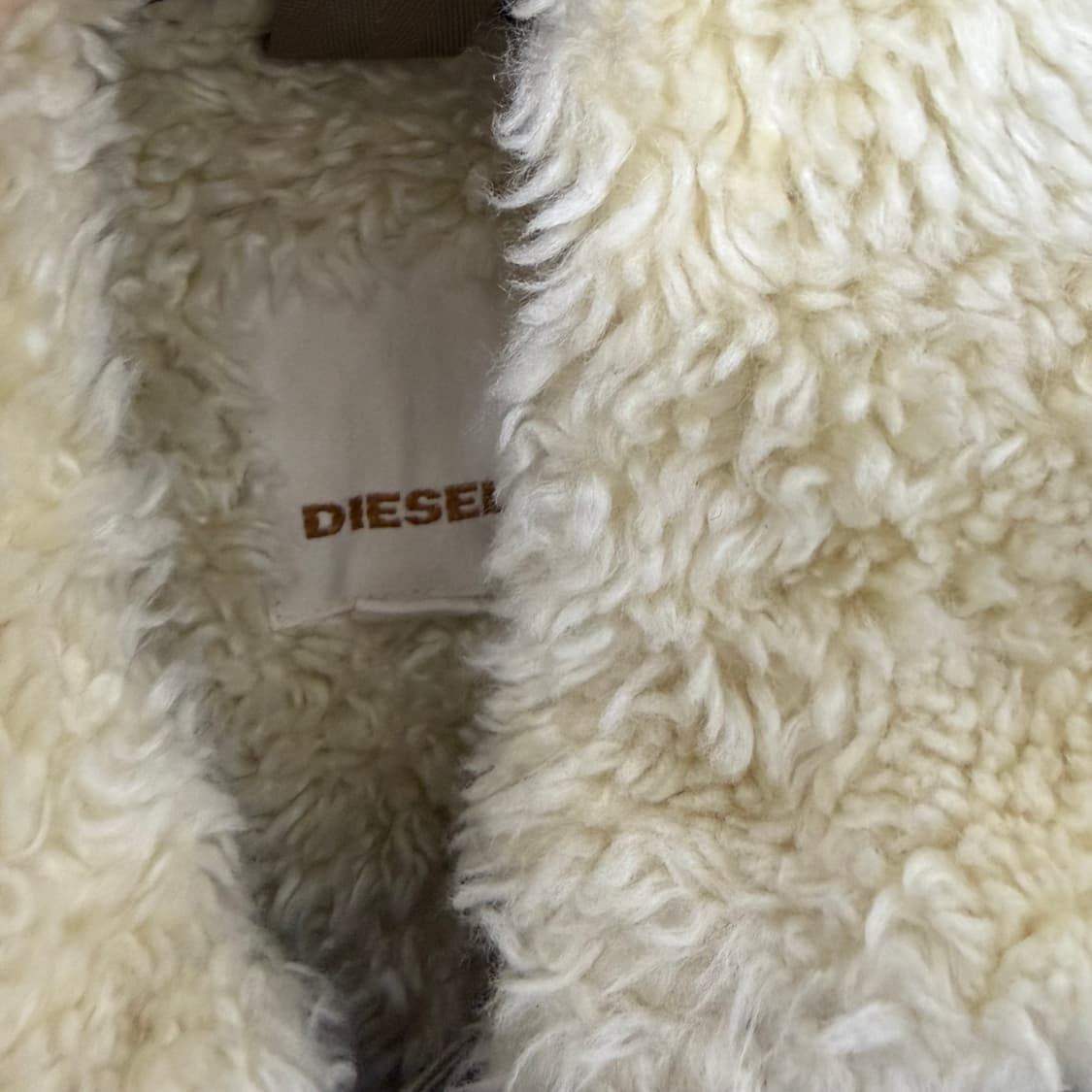 디젤 쉐르파 라인 트러커 자켓 상품이미지8