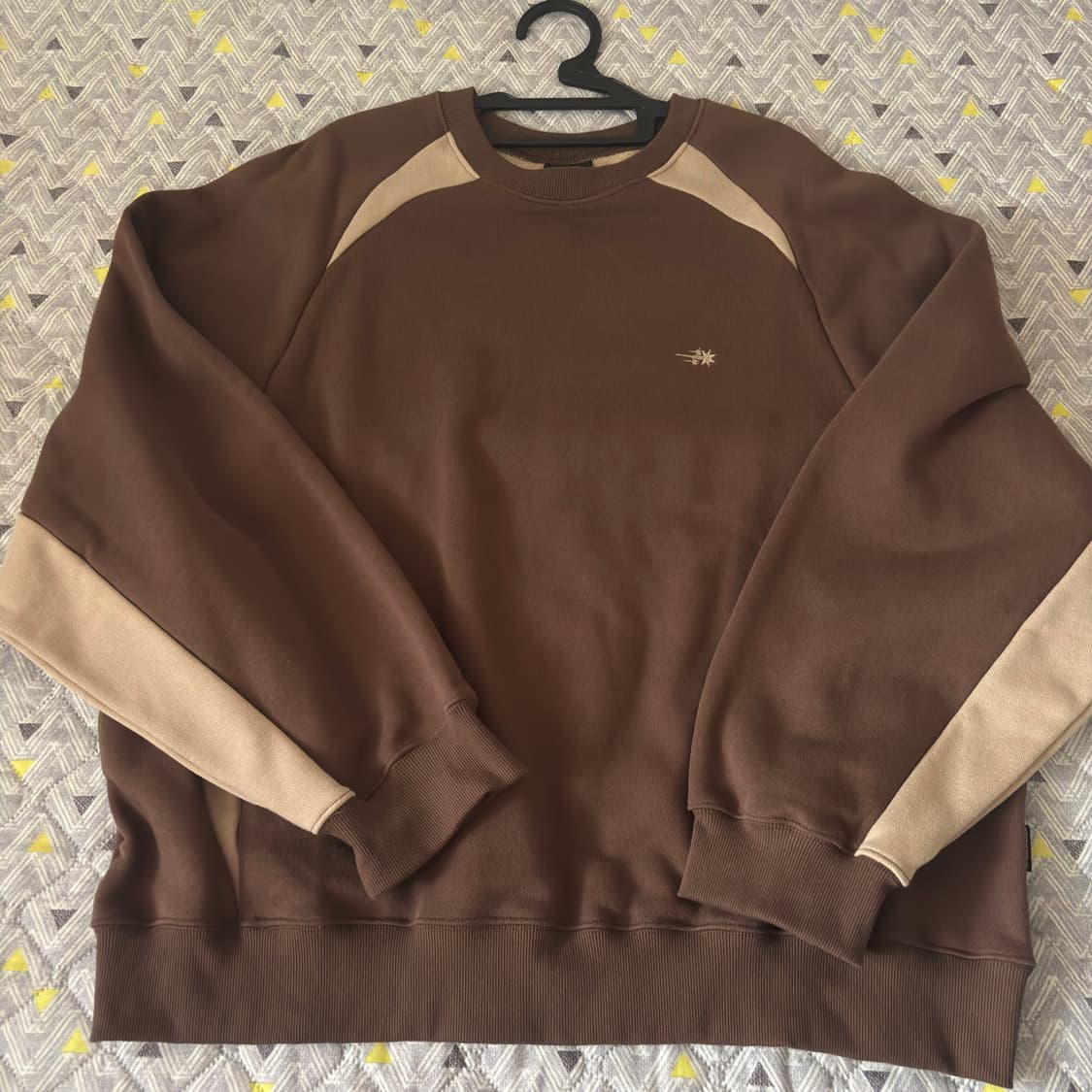 새상품) 나이트고스트클럽 맨투맨 상품이미지1